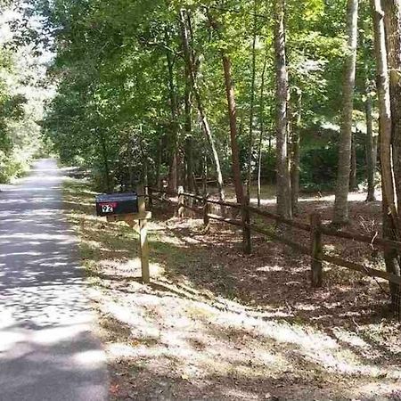 Hibernation Hideaway Villa Blairsville Exterior photo