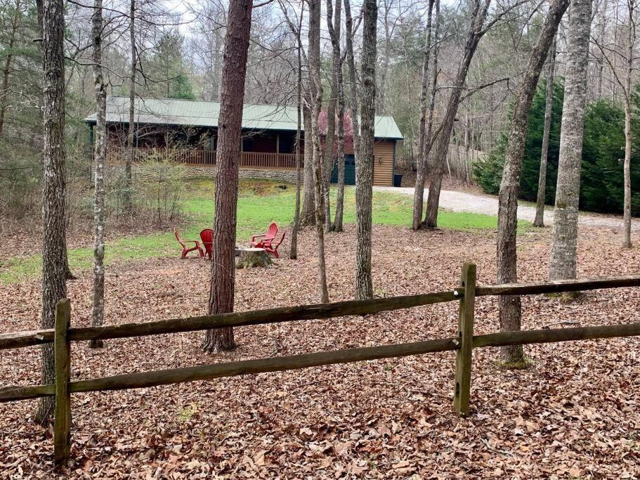 Hibernation Hideaway Villa Blairsville Exterior photo